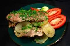 Вкусные рецепты: Уха из омуля, Плацынды по-молдавски, Морковный салат с яблоком и сметаной